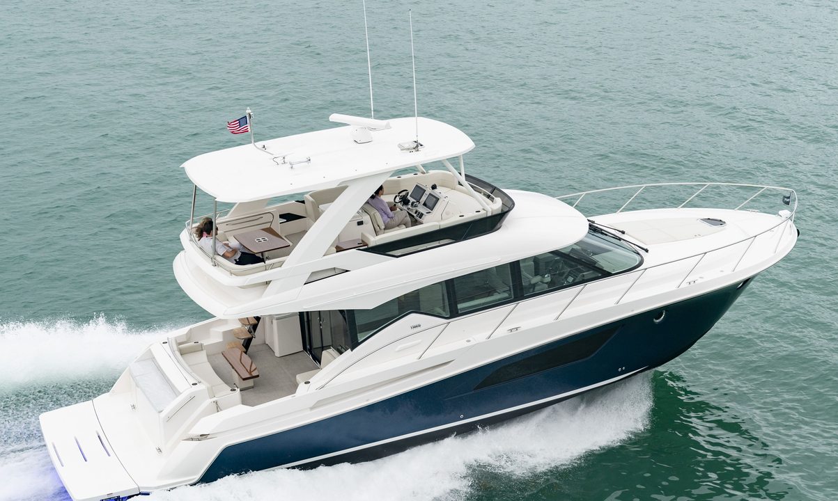 Tiara F53 Flybridge