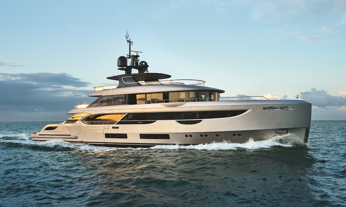 Benetti Oasis 40M