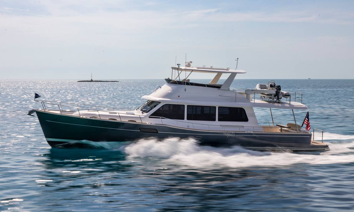 Grand Banks GB62 Flybridge