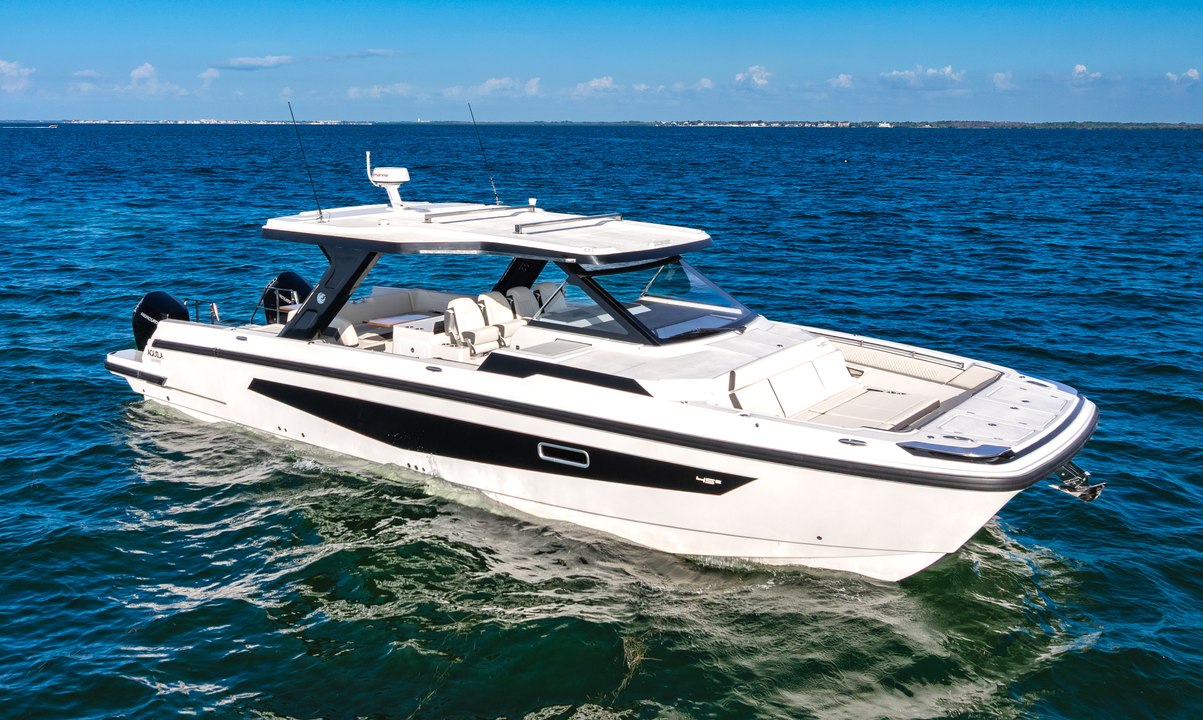 Aquila 45 Sport  