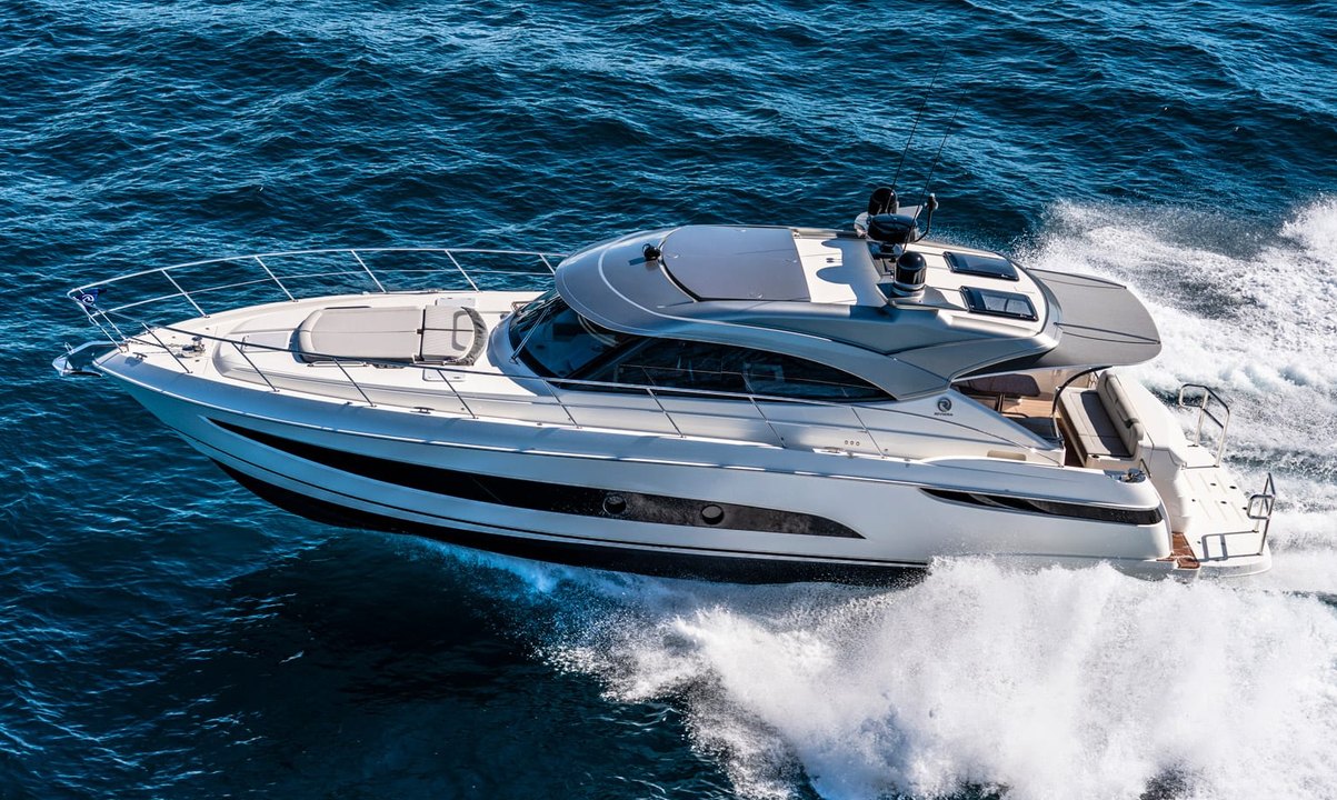 Riviera 5400 Sport Yacht Platinum Edition Gen 2