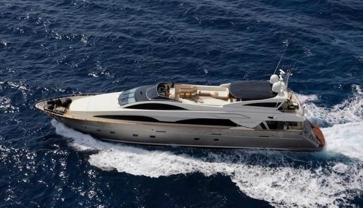 Cleopatra yacht, Riva