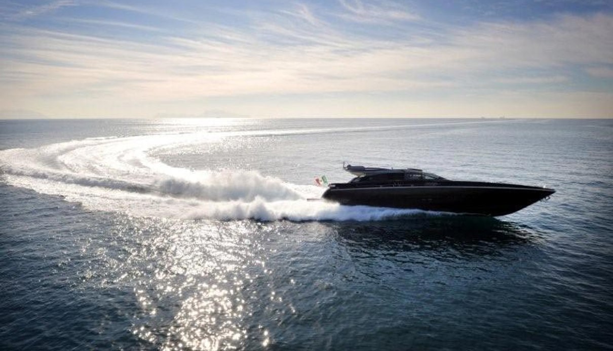 Love 2 Love yacht, Baia Yachts