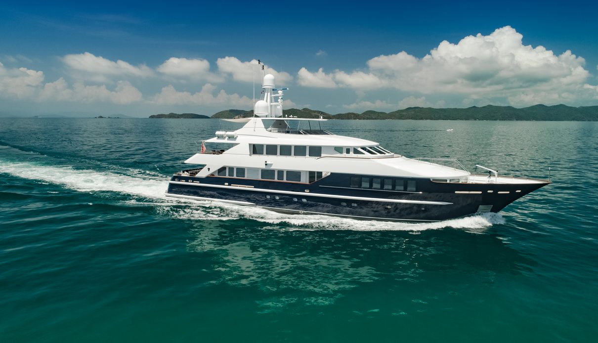 Lady Azul yacht, Heesen