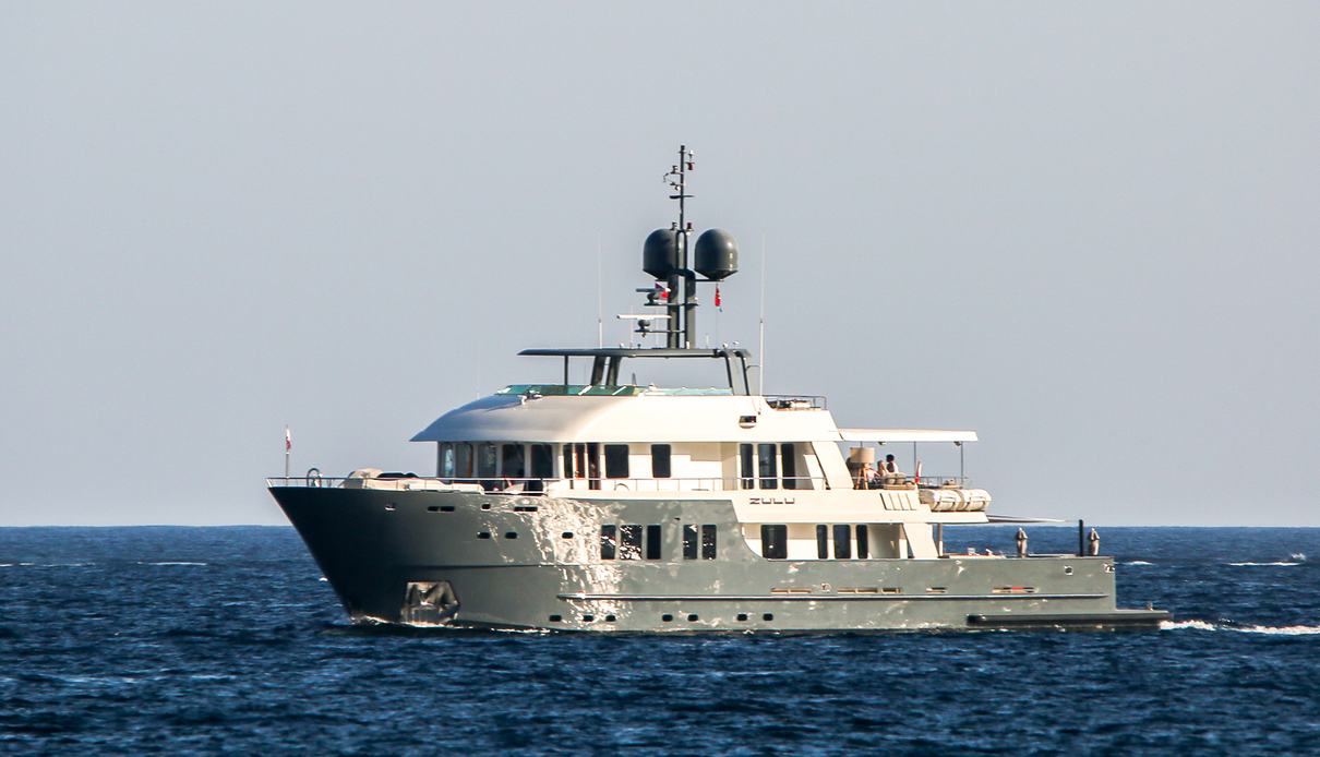 Zulu yacht, Inace