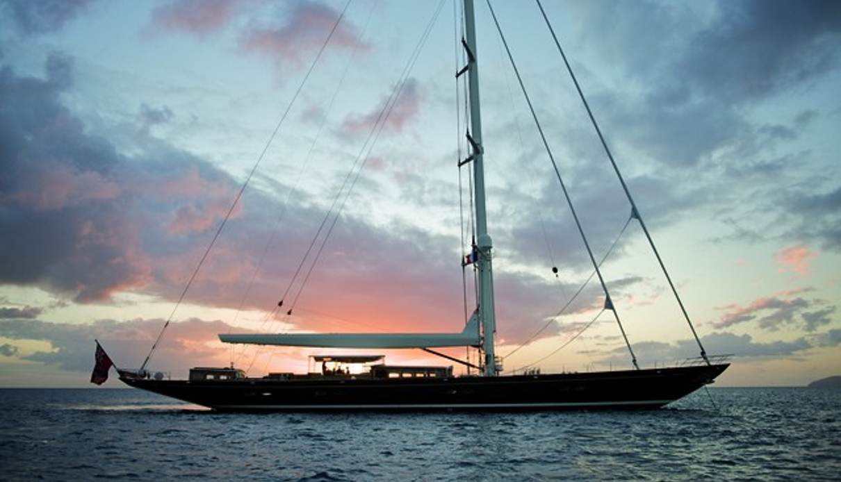 Hermetica yacht, Vitters