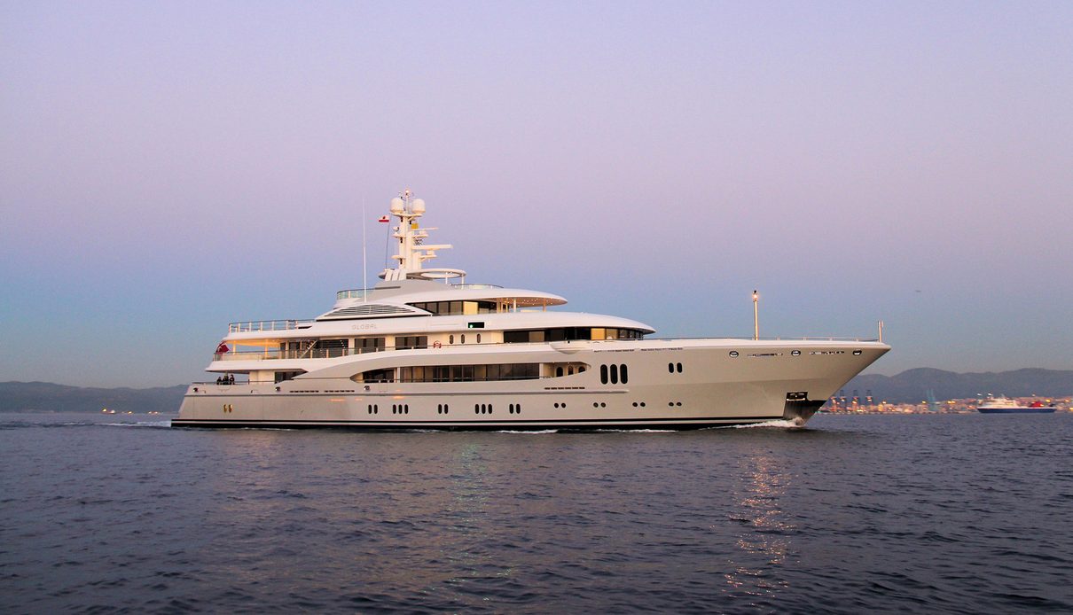 Atlas yacht, Lurssen