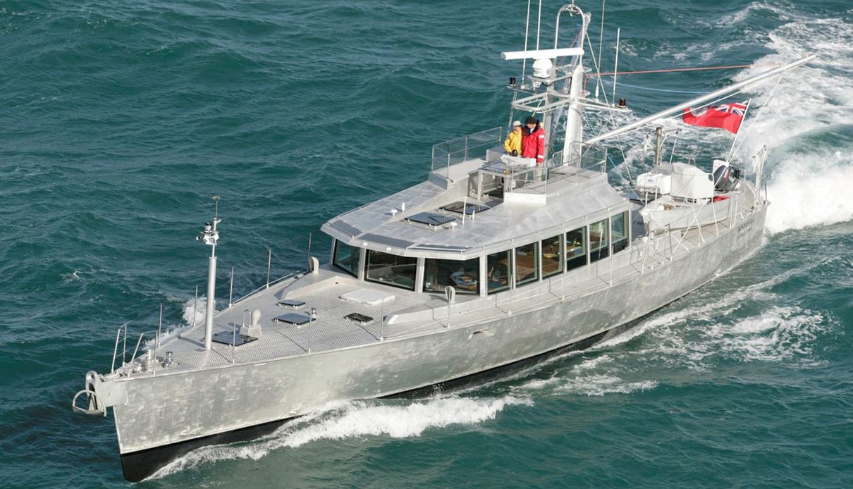 Wind Horse yacht, Kelly Archer