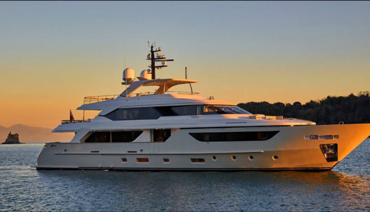 Amara yacht, Sanlorenzo