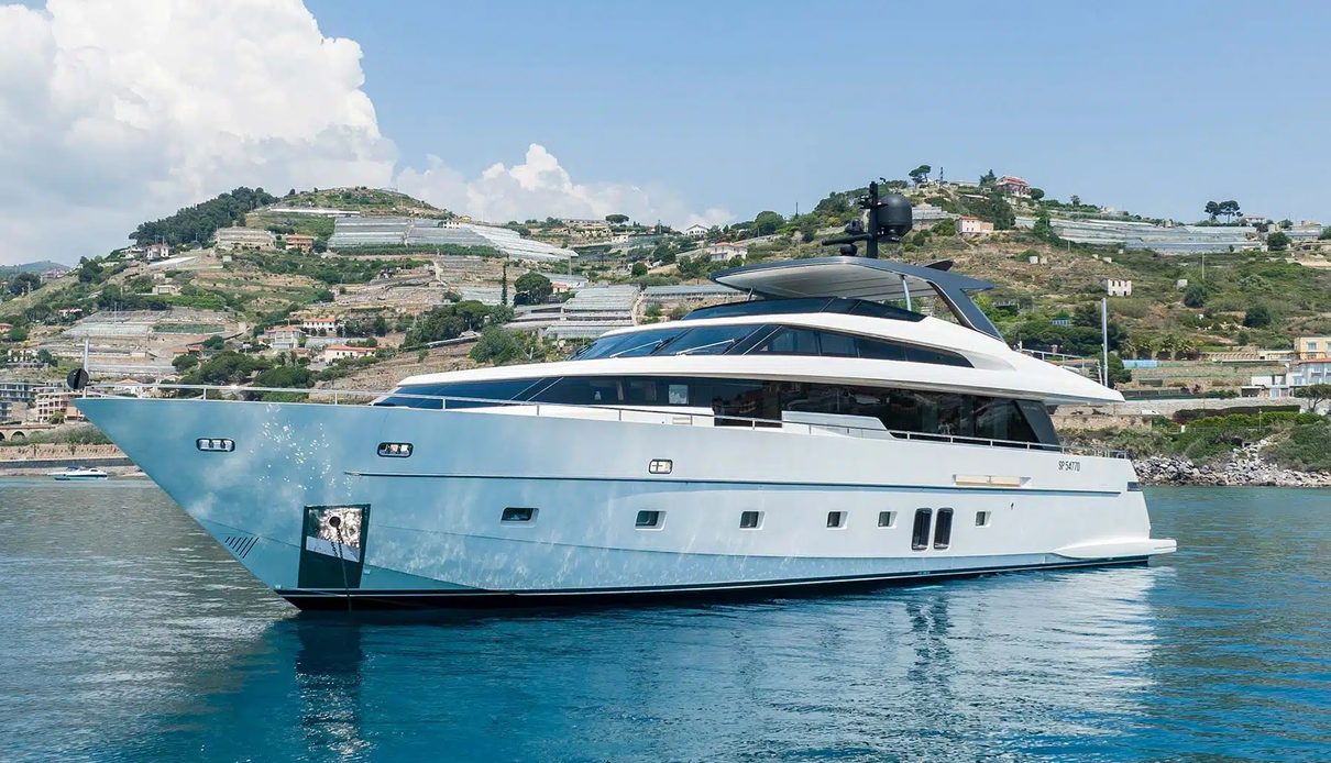 Aman yacht, Sanlorenzo