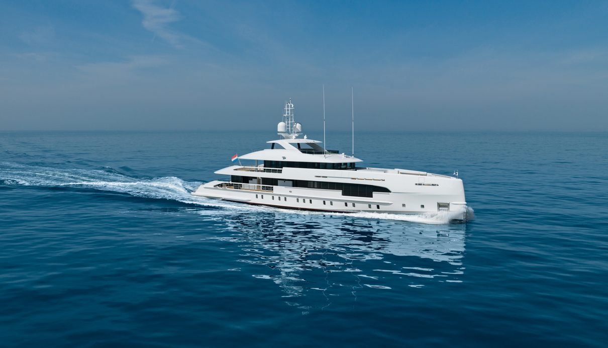 Danica yacht, Heesen