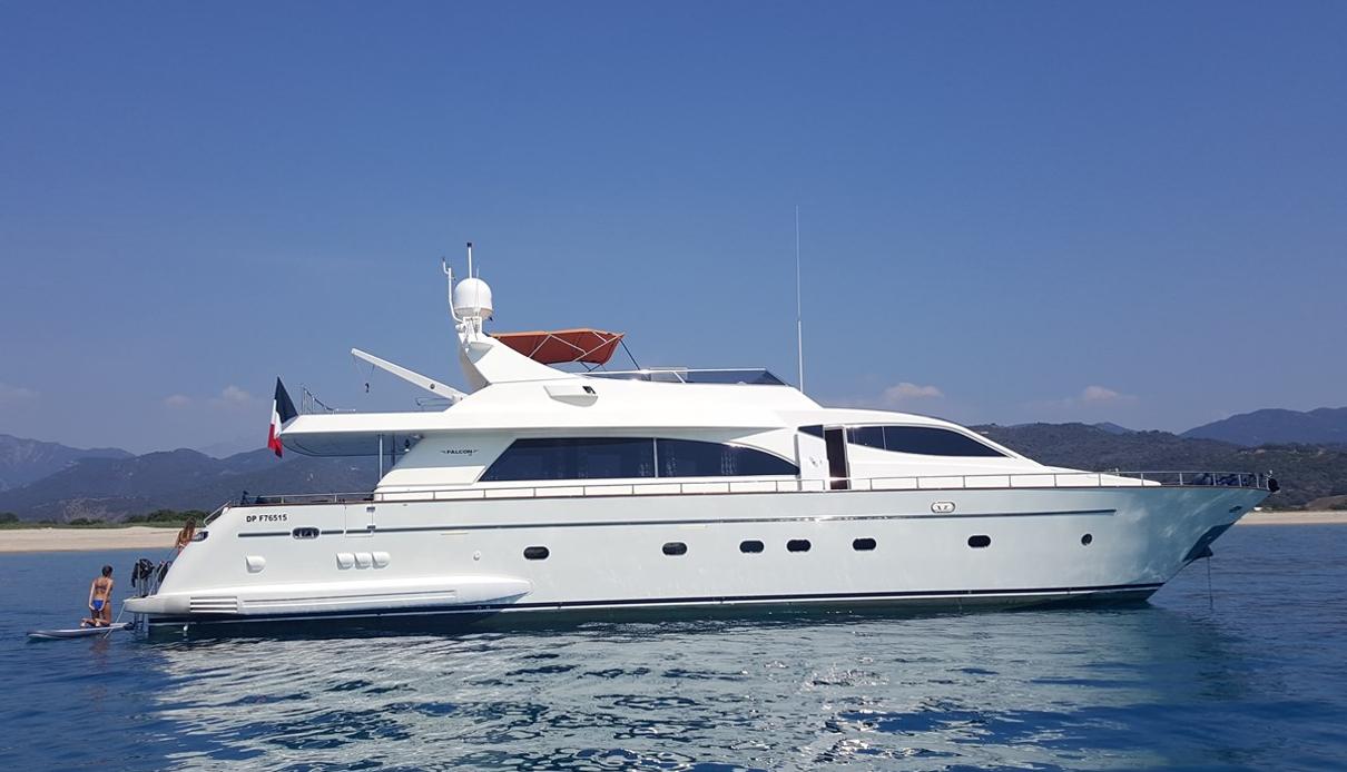 Baron B yacht, Falcon Yachts