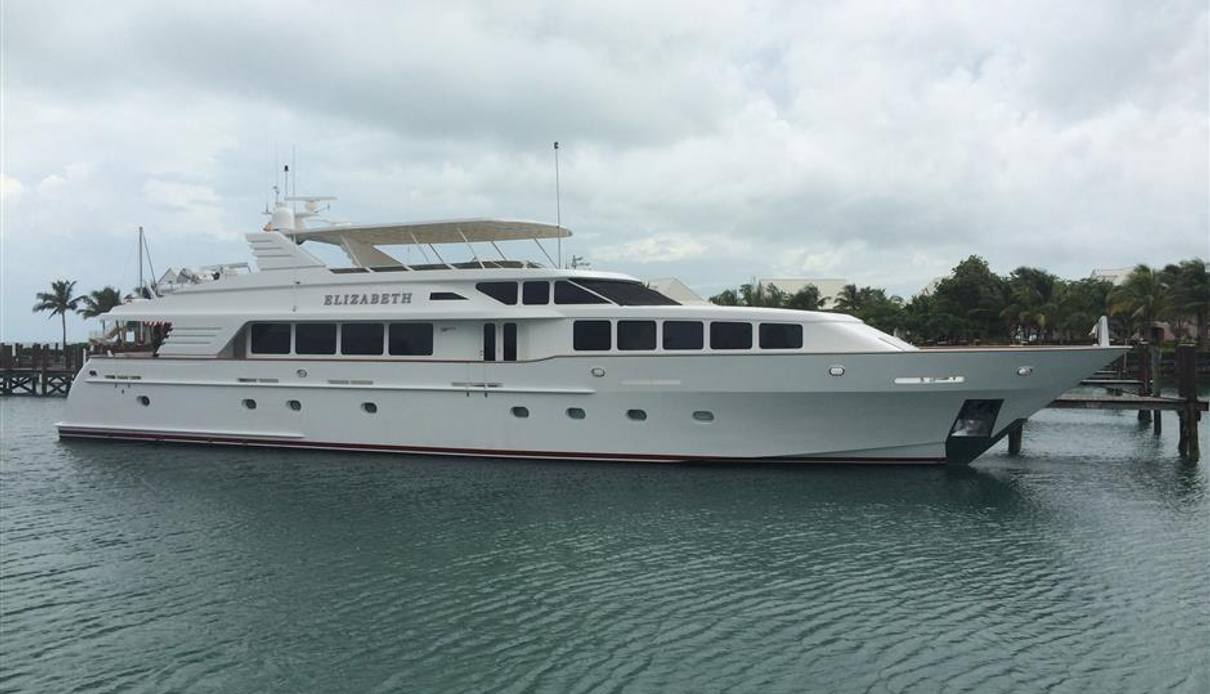 Dirt Poor yacht, Trinity Yachts