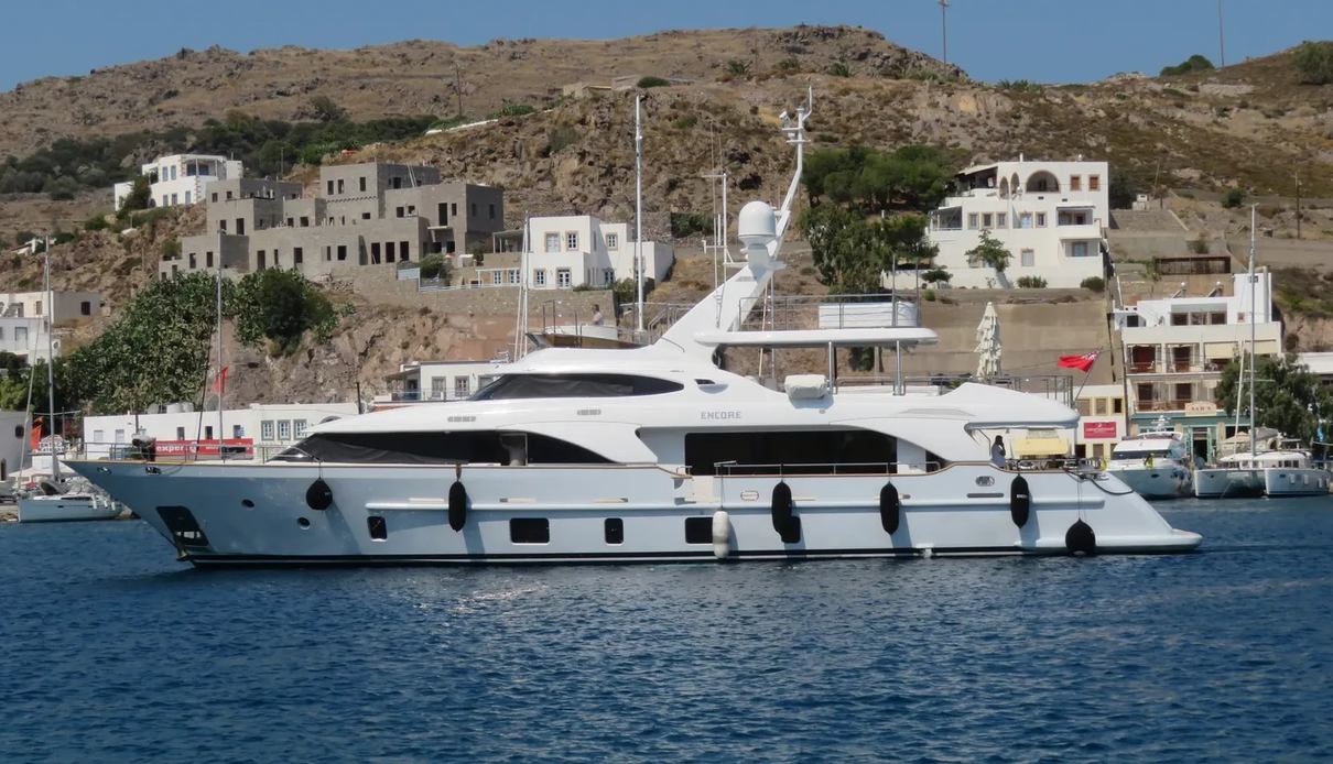 Encore yacht, Benetti