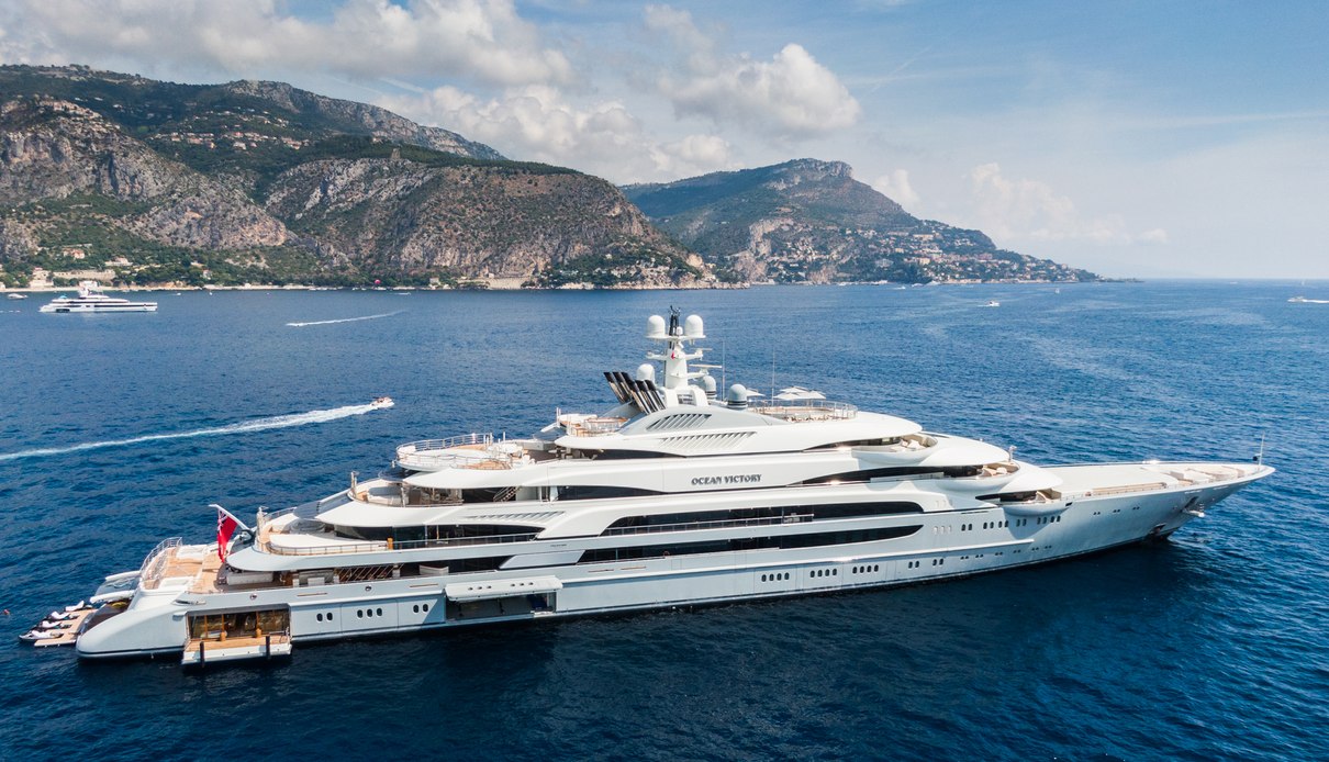 Ocean Victory yacht, Fincantieri