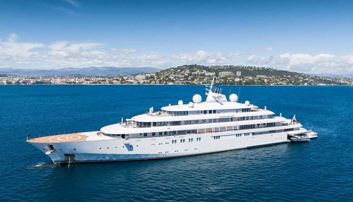 Golden Odyssey yacht, Lurssen