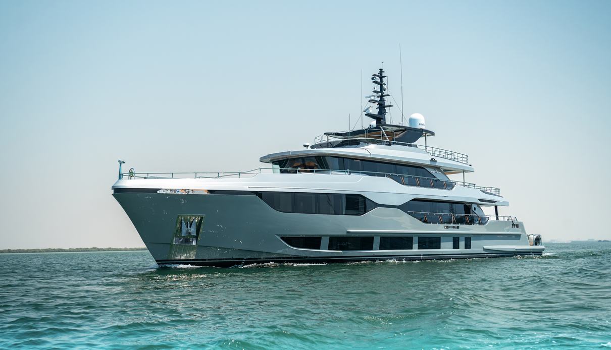 Majesty 120/05 yacht, Gulf Craft