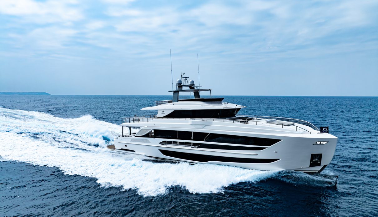 FD110/ 07 yacht, Horizon