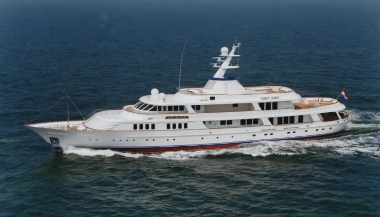 Lady Beatrice yacht, Feadship