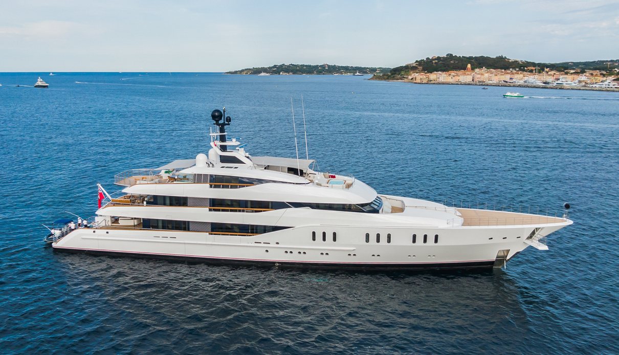 Anshin yacht, Feadship