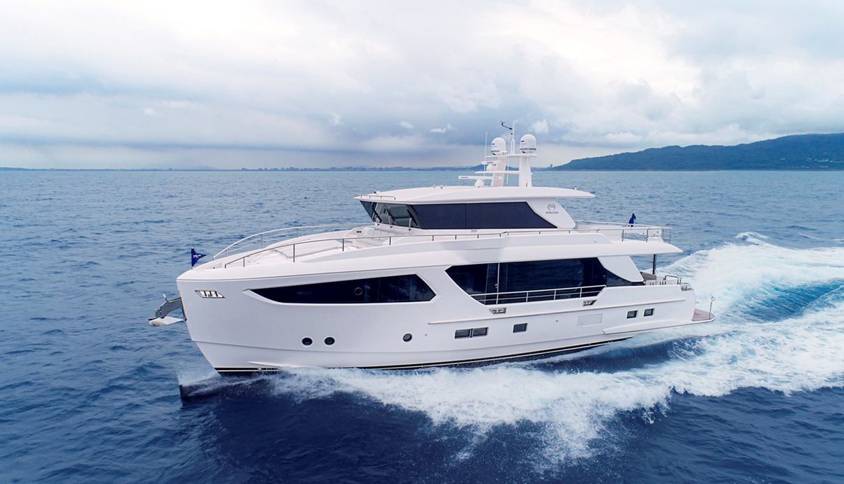 L.A. Woman yacht, Horizon