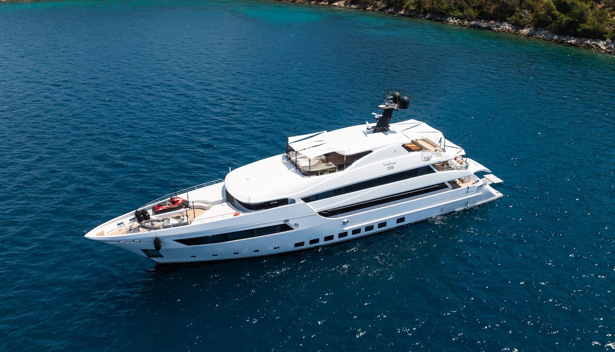 Bebe yacht, Vos Marine