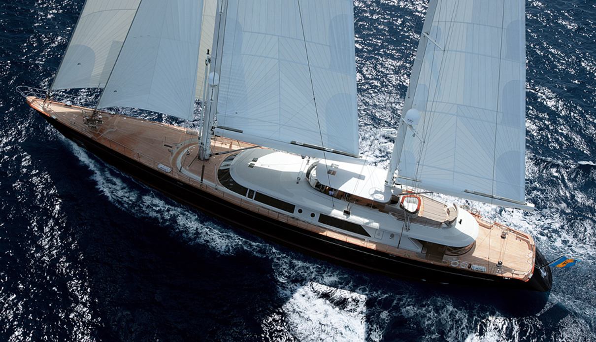 Caoz 14 yacht, Perini Navi