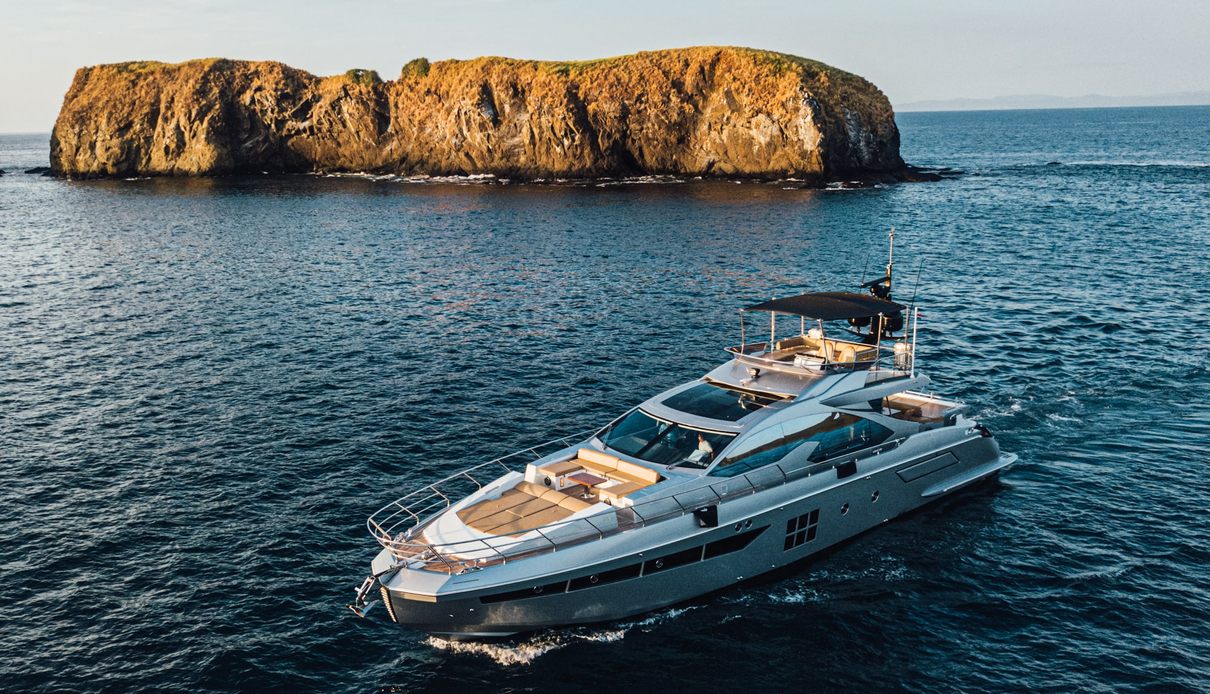 Carpe Diem yacht, Azimut