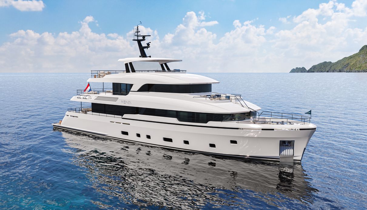 Martinique 08 yacht, Moonen