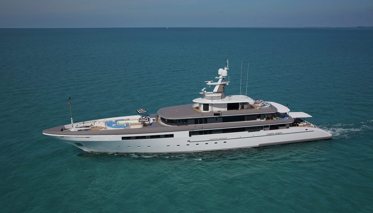 Esmeralda II yacht, Codecasa