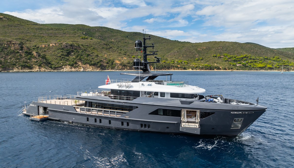 M yacht, Sanlorenzo