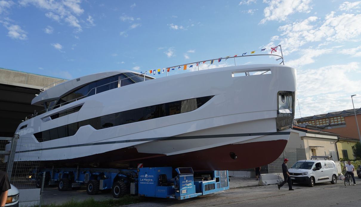 Veronika yacht, Giangrasso