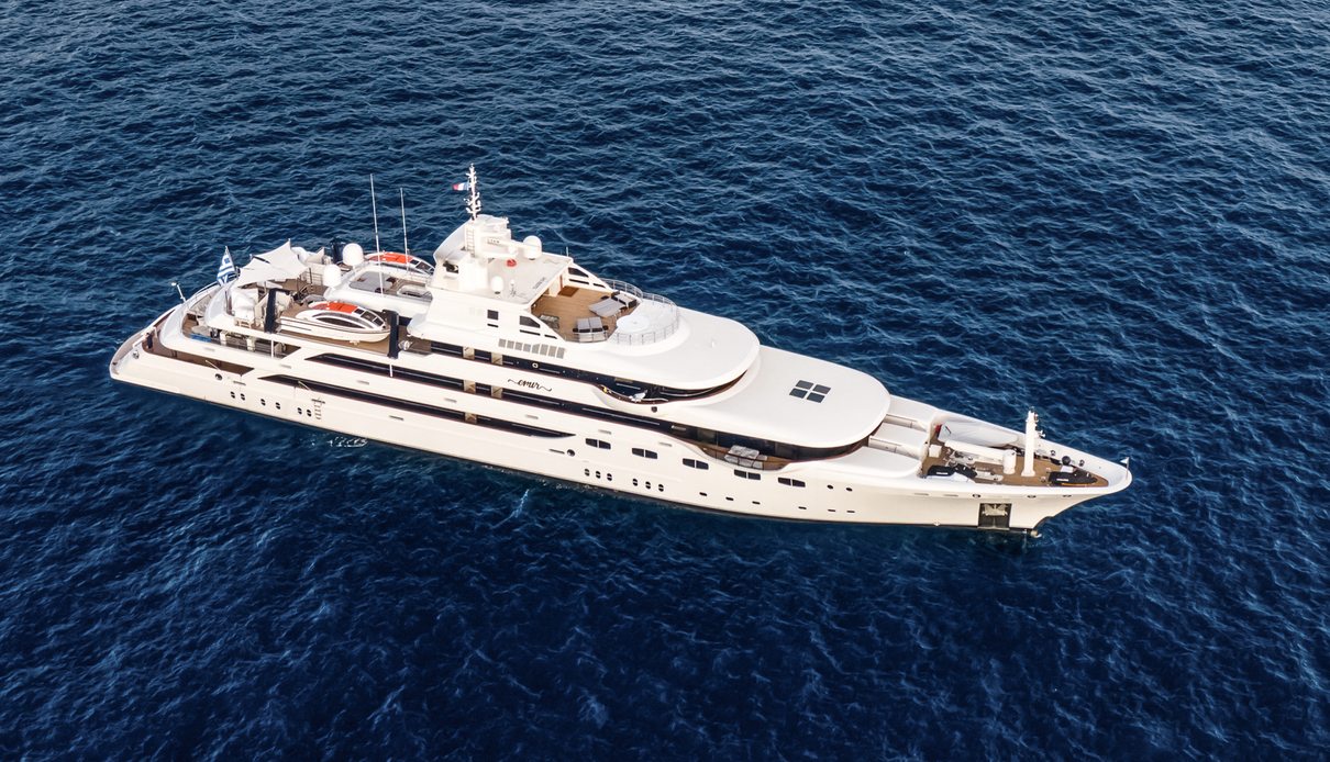 Emir yacht, Golden Yachts