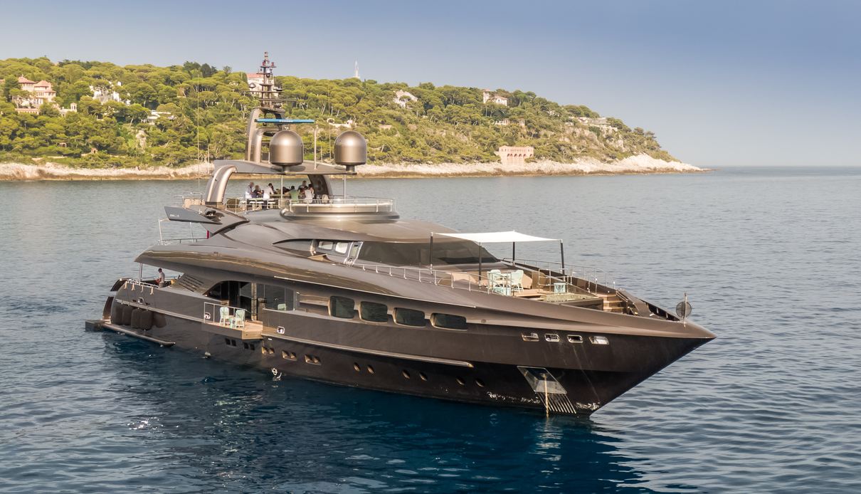 Mrs L yacht, Mondo Marine