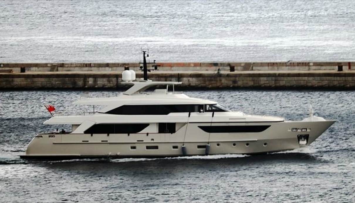 Supernova yacht, Sanlorenzo