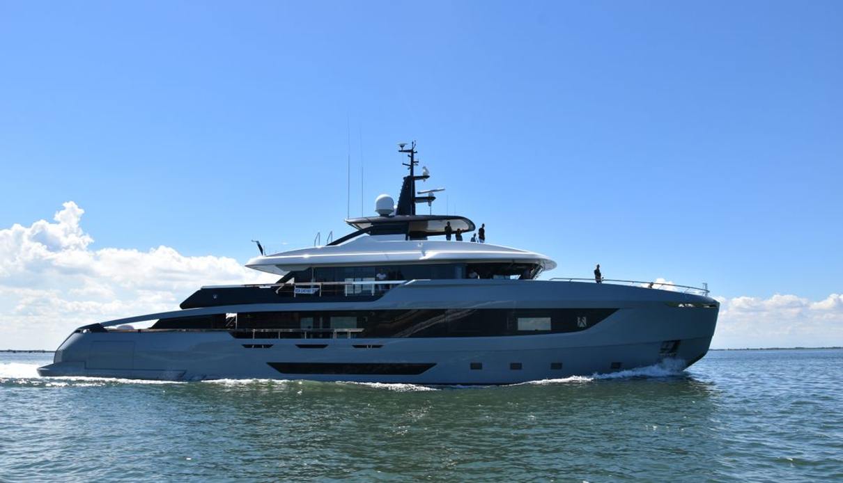 Lori yacht, Ocean King