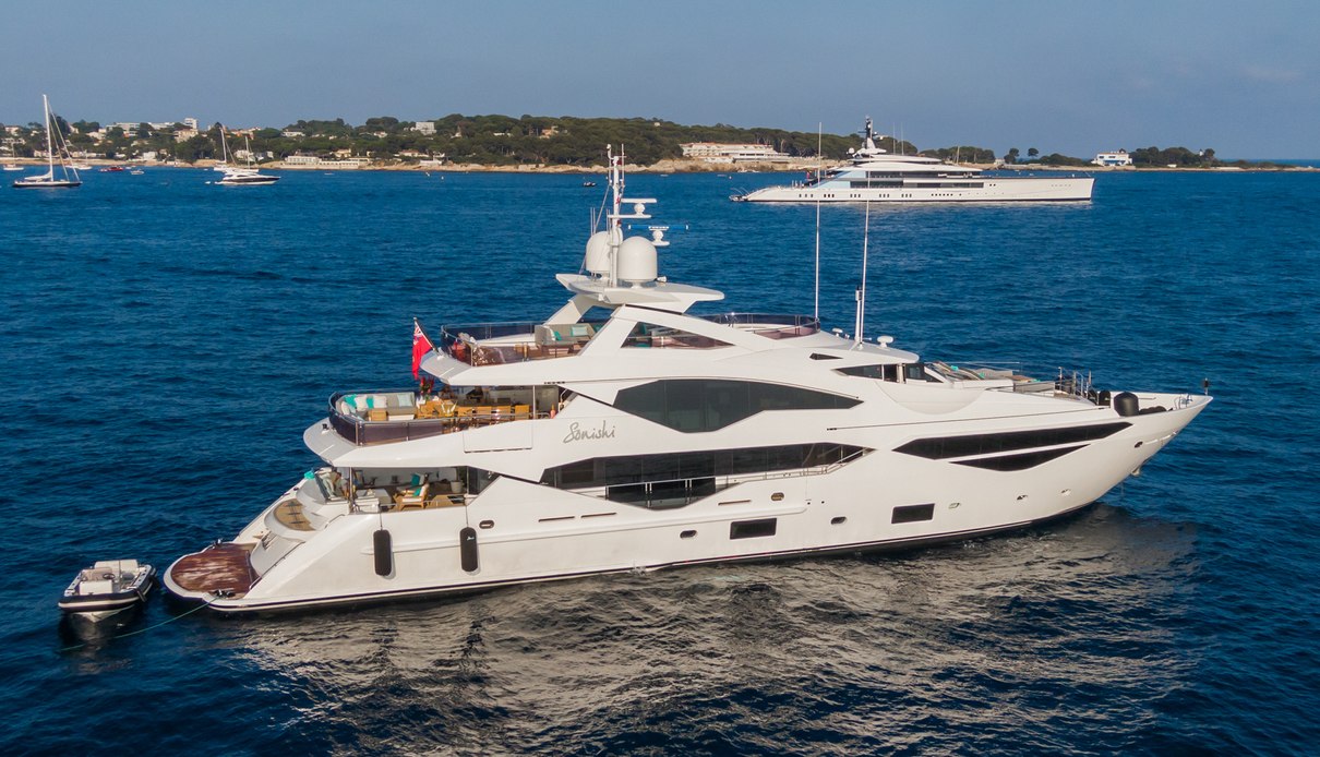 Sonishi yacht, Sunseeker