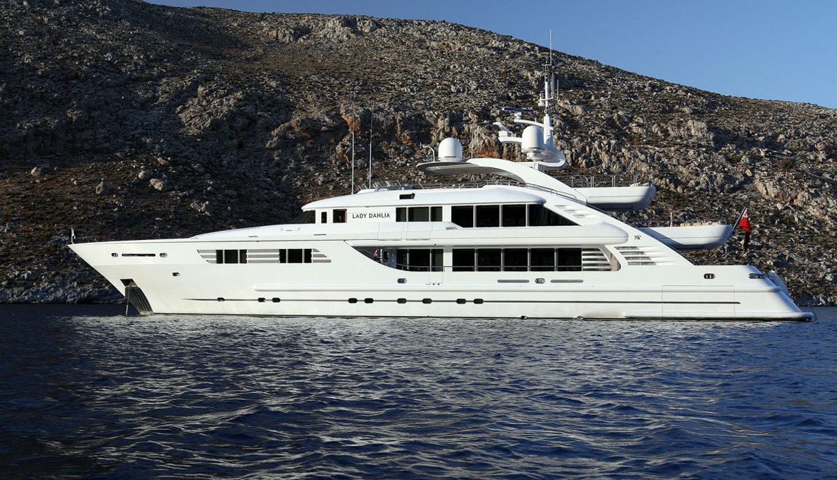Alalya yacht, ISA Yachts