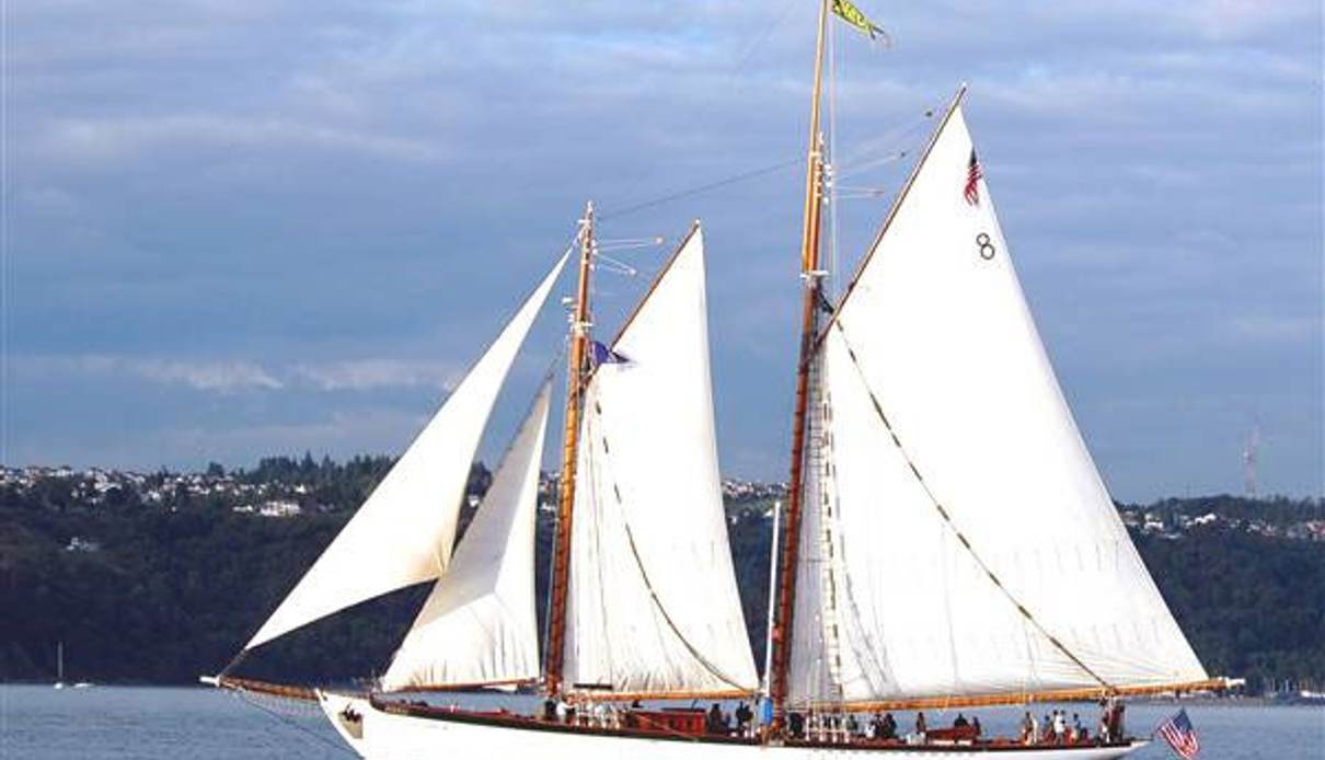 Zodiac yacht, Hodgdon Yachts