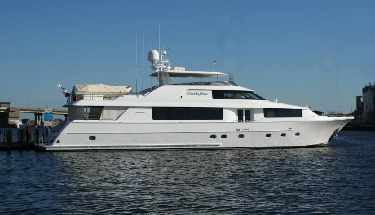 Marsha Kay yacht, Westport Yachts