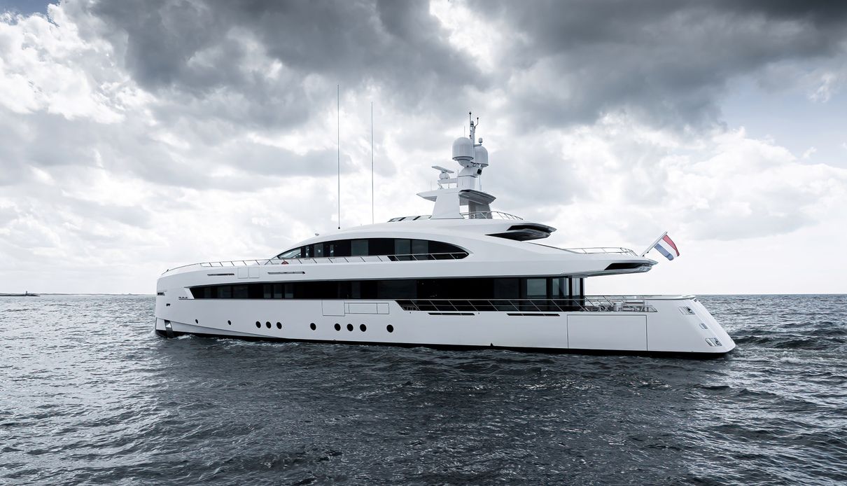 Milele yacht, Hakvoort