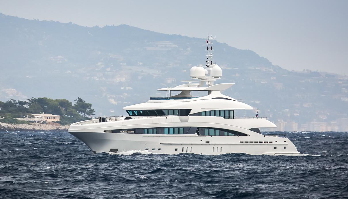 Inception yacht, Heesen