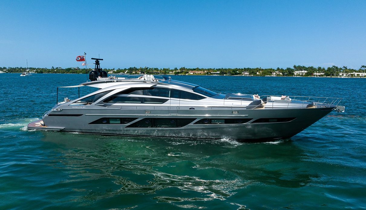 Shine yacht, Pershing
