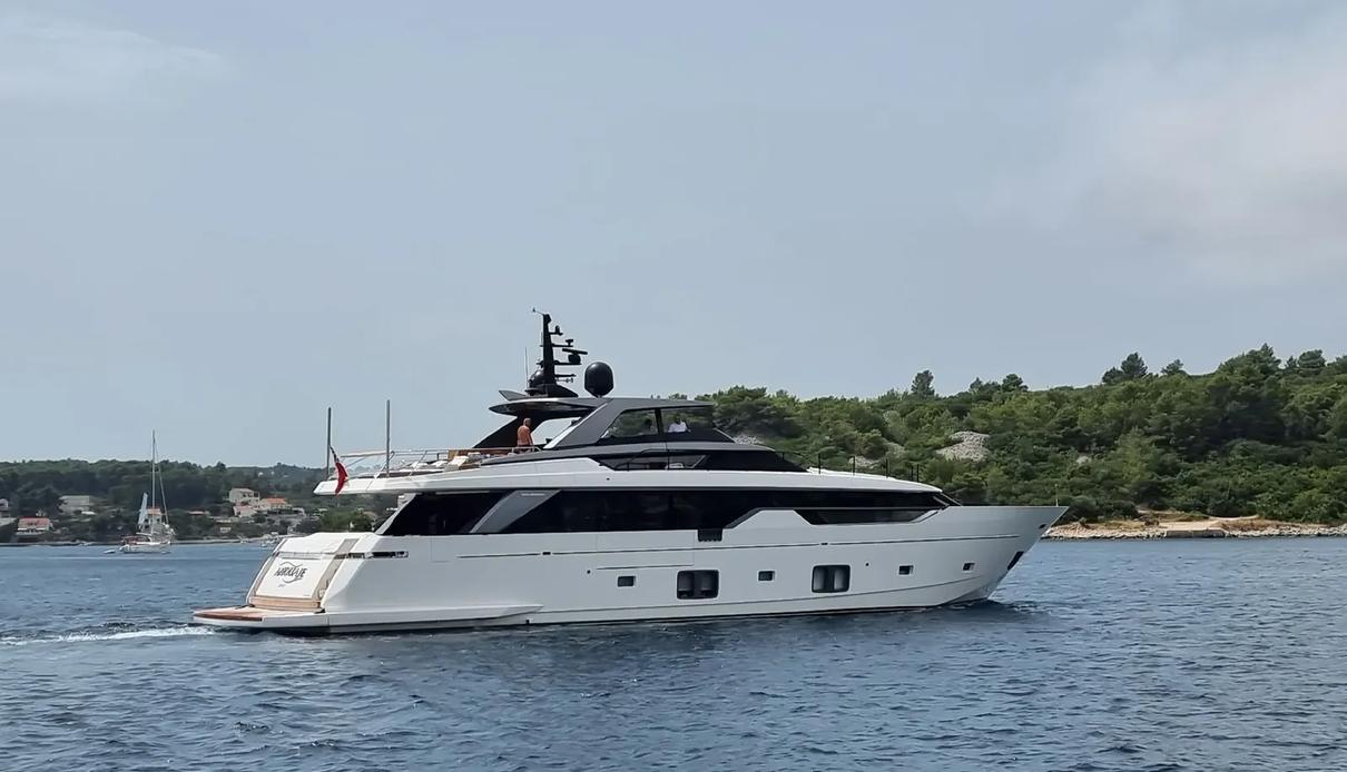 Hayat yacht, Sanlorenzo