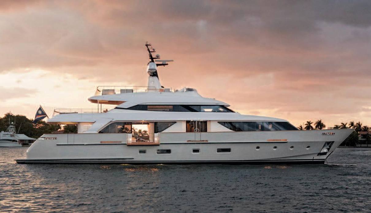 Christina yacht, Sanlorenzo