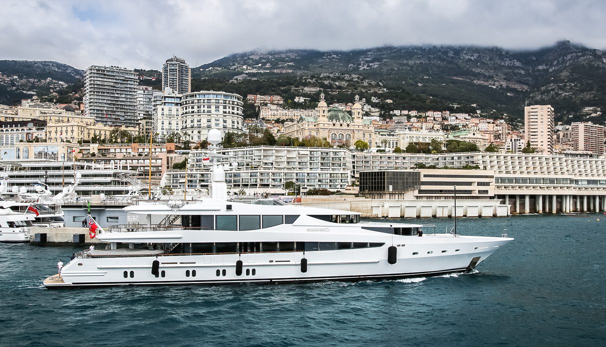 Friendship yacht, Oceanco