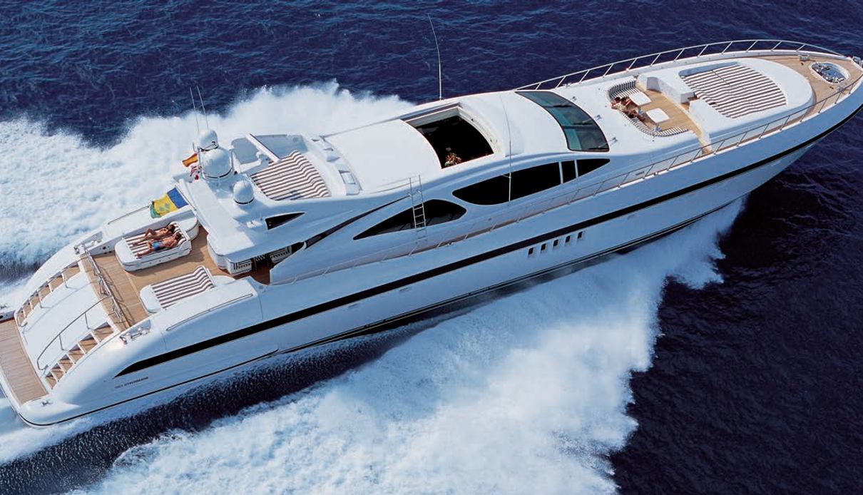 Bouba yacht, Mangusta