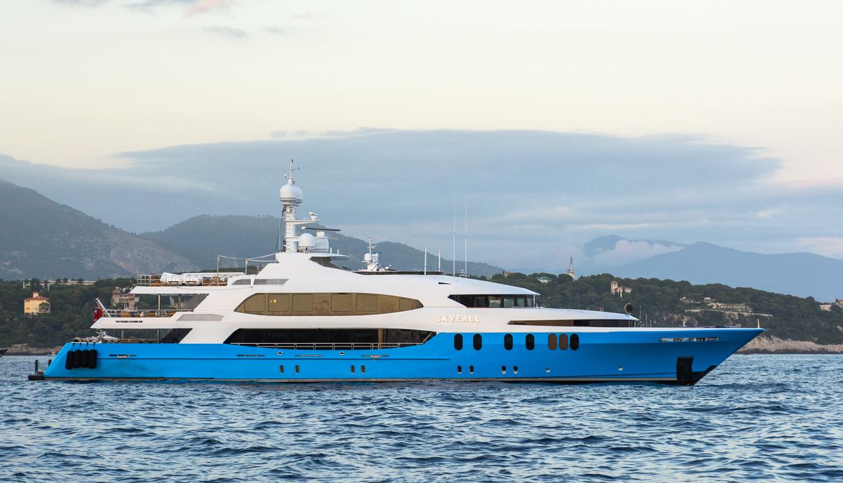 Skyfall yacht, Trinity Yachts