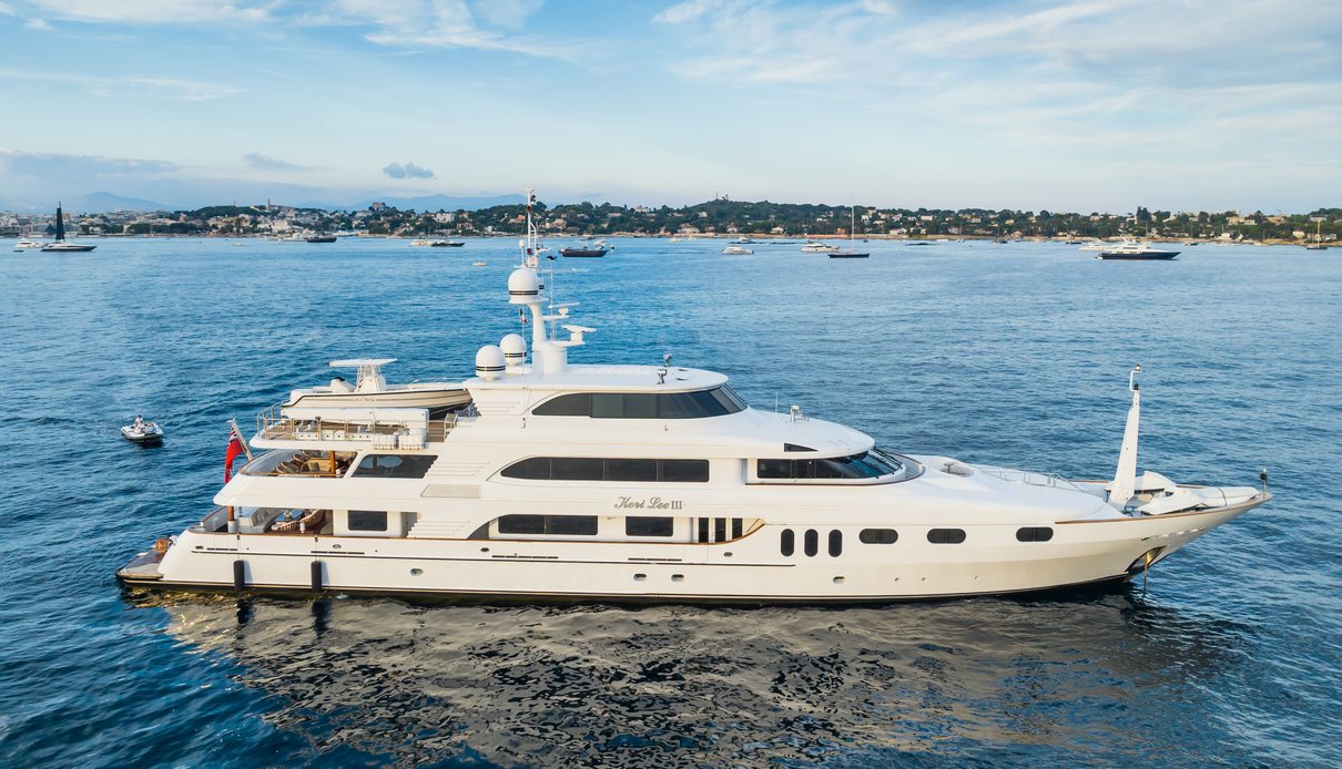 Keri Lee III yacht, Trinity Yachts