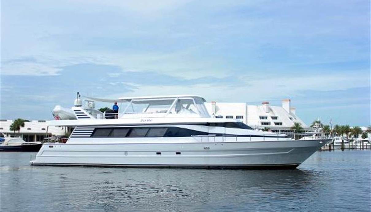 Rehab yacht, Tarrab Yachts